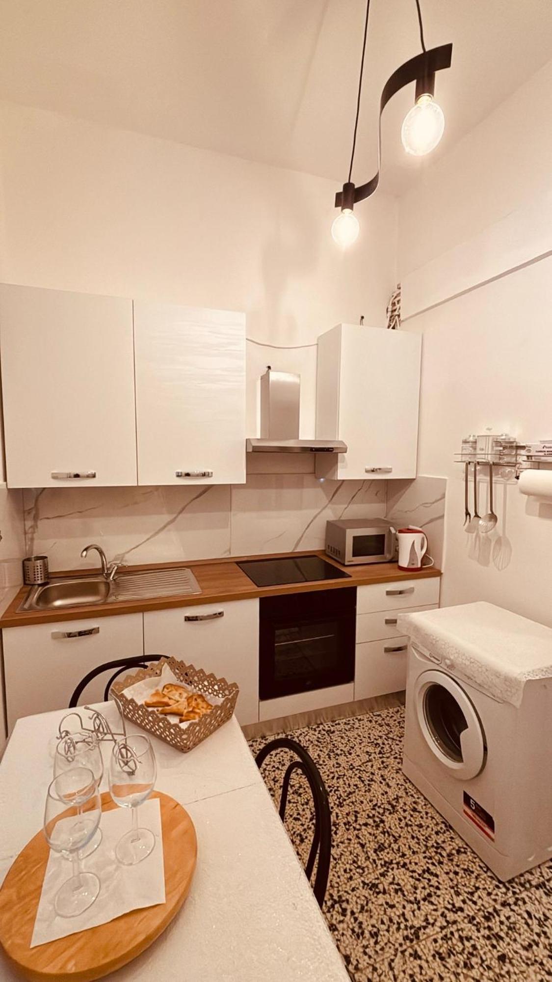 Appartamento Retro-Chic In La Spezia Exterior photo