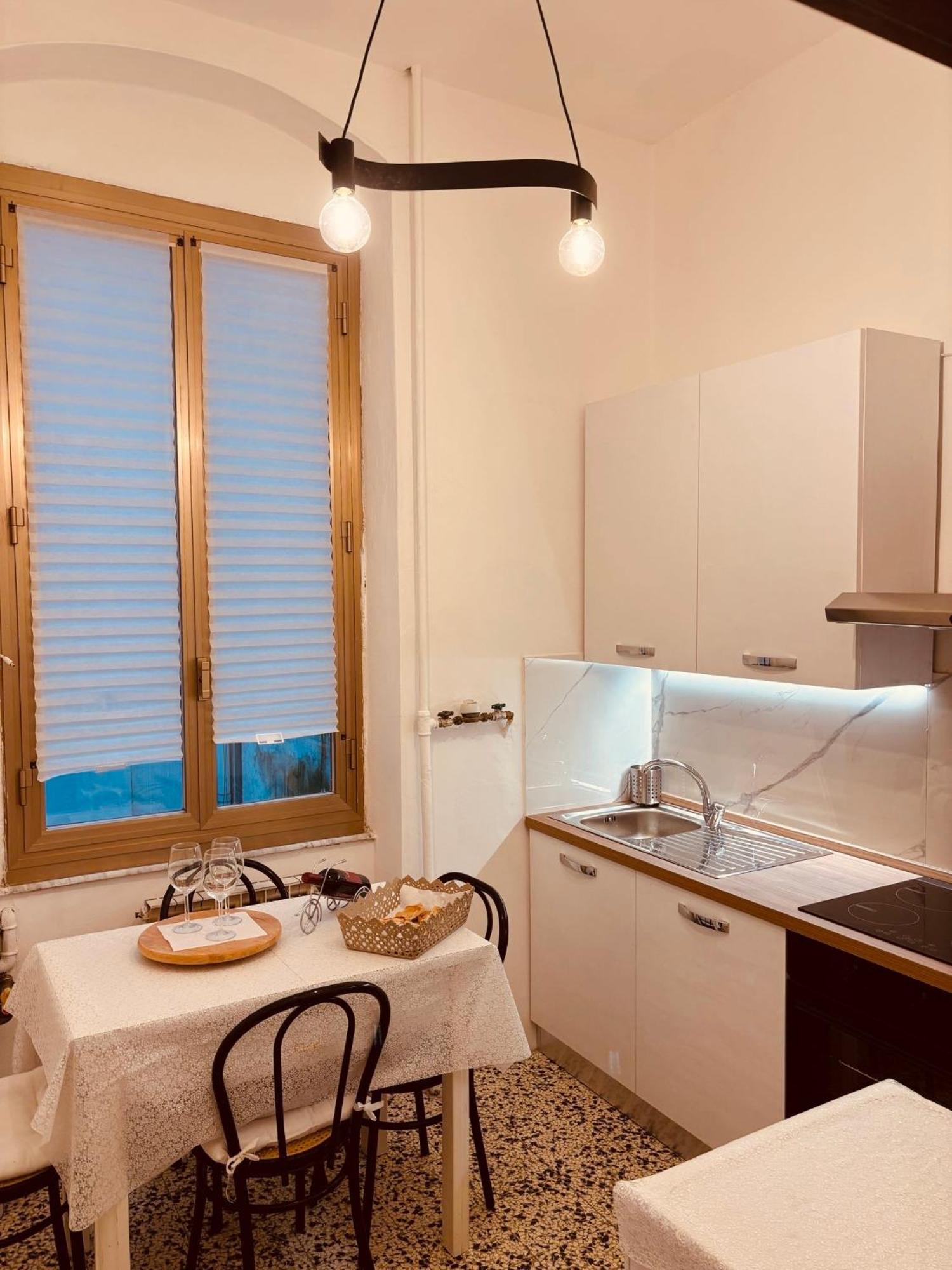 Appartamento Retro-Chic In La Spezia Exterior photo